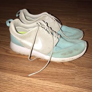 Nike Roshe Customized